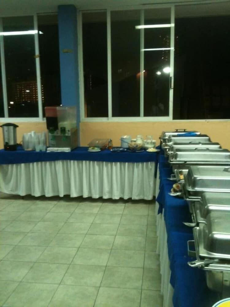 Dorados Acapulco Hotel Buitenkant foto